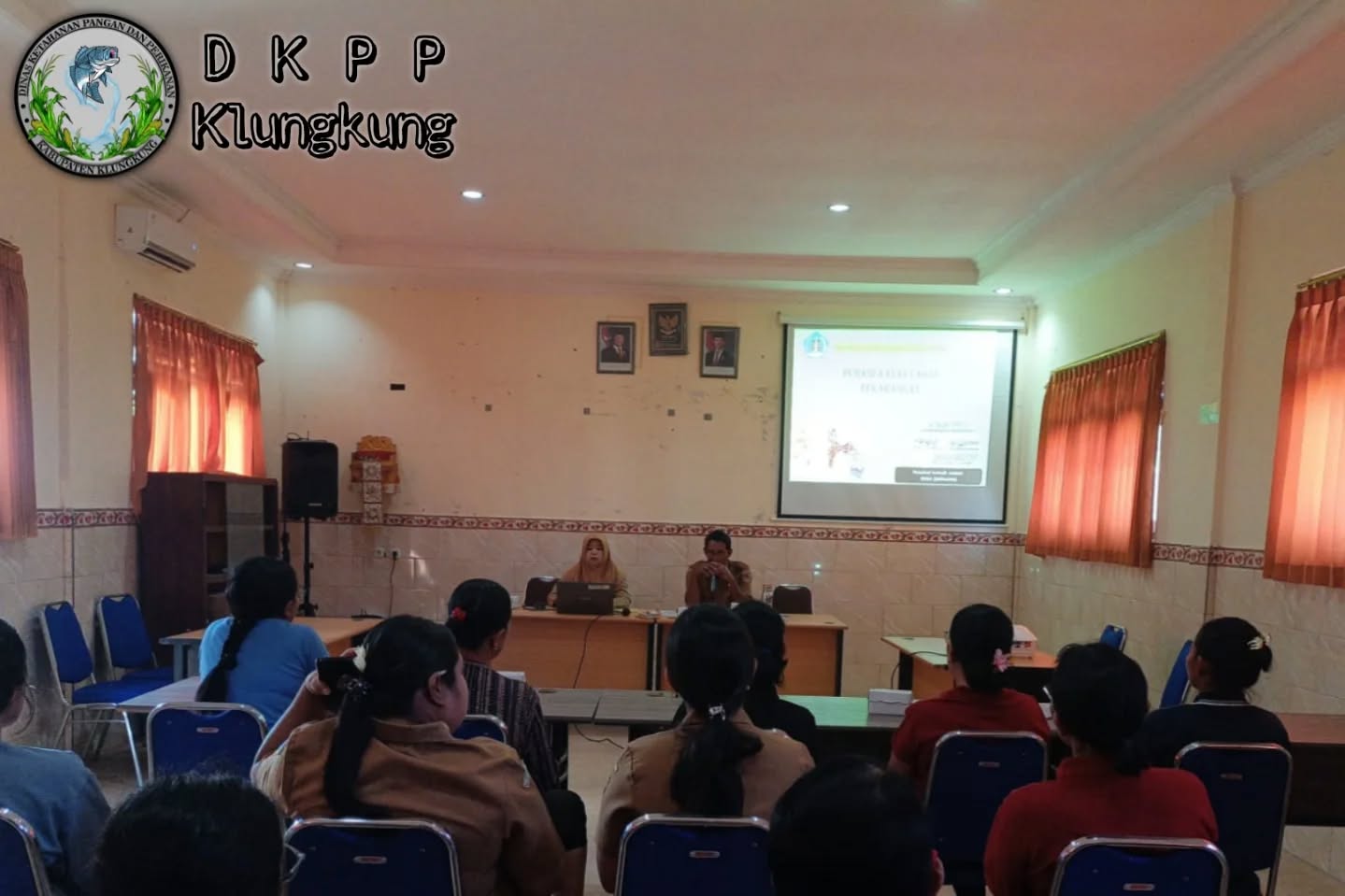 Sosialisasi Pemanfatan Lahan Pekarangan di Desa Gunaksa